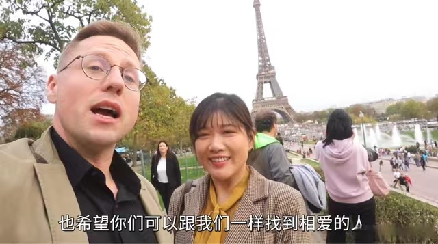 又一对网红夫妻的恩爱人设,塌了...