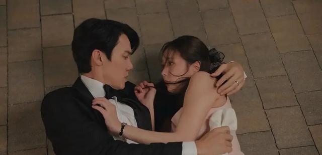 又一部低开高走的好剧,播了6集飙上9.5分!