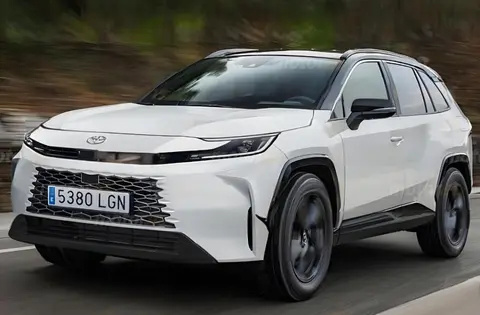 ?全新丰田RAV4，“增高版”凯美瑞，瞬间高端大气上档次，现款仅售12万