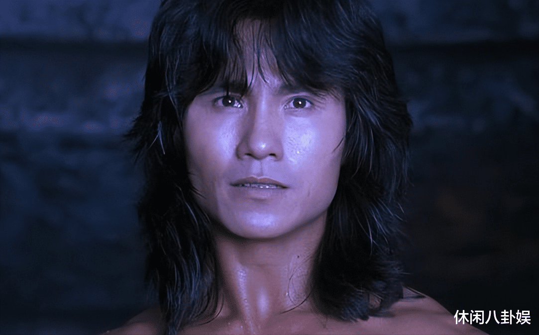 曾是世界武术冠军，甄子丹都打不过他，如今在国外红得发紫