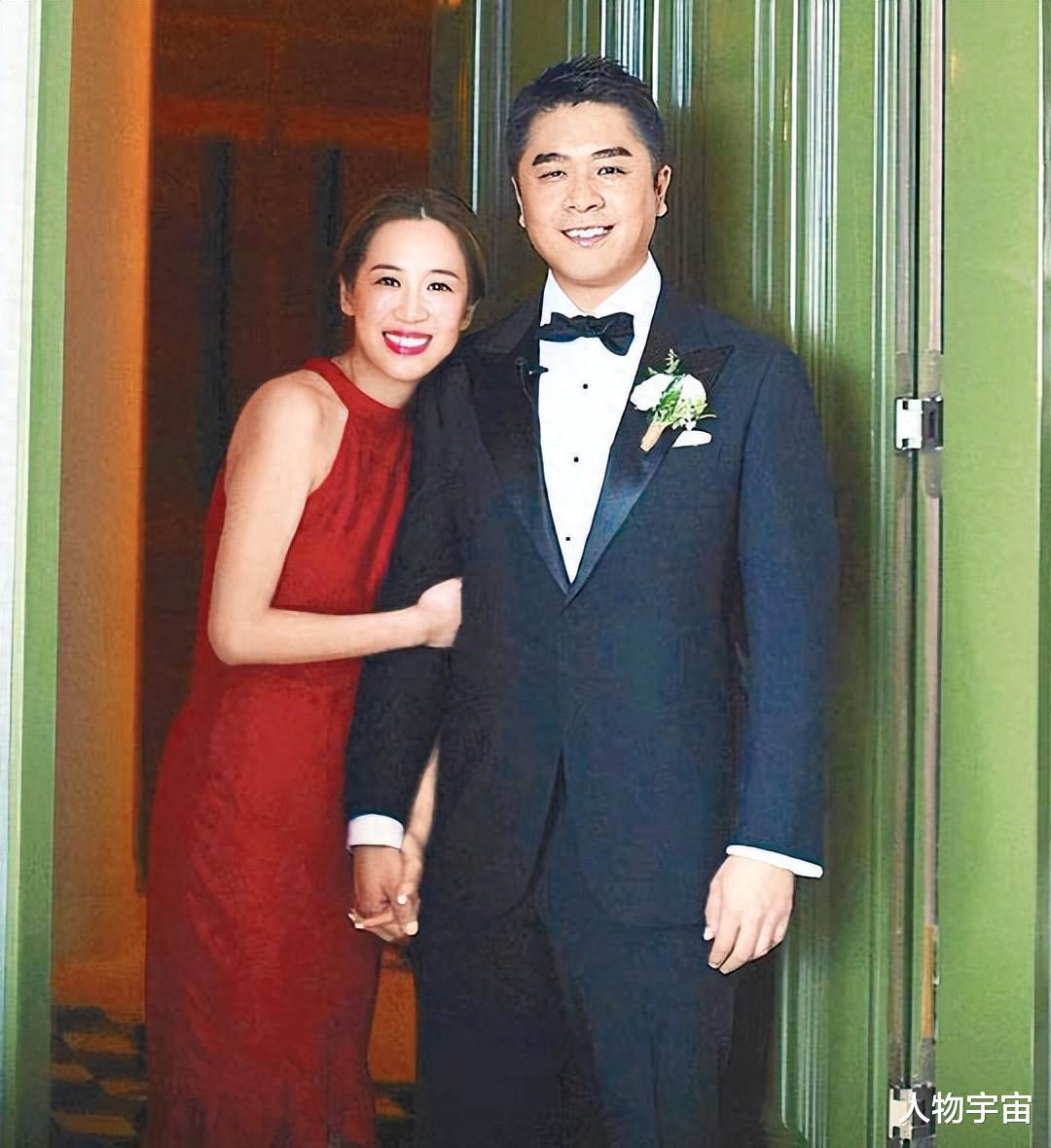 她是高材生港姐，与TVB视帝恋爱3年，嫁同日出生优质老公越来越靓