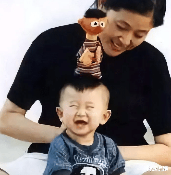 倪道香:倪萍妈妈,离婚后一直未嫁,73岁时飞海外照料外孙