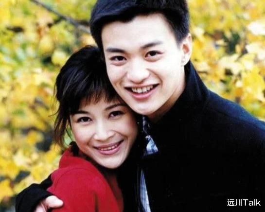 \亮剑女神\童蕾 : 与周一围同居5年 , 却嫁温州首富 , 丈夫入狱后她咋样