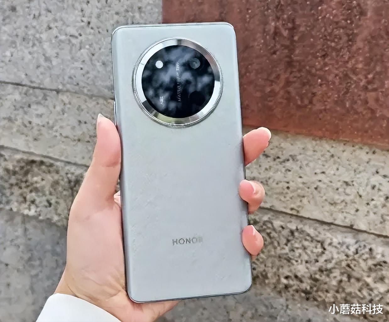 荣耀最强千元机，6600mAh电池，三防性能，微曲屏，已成市场新卷王