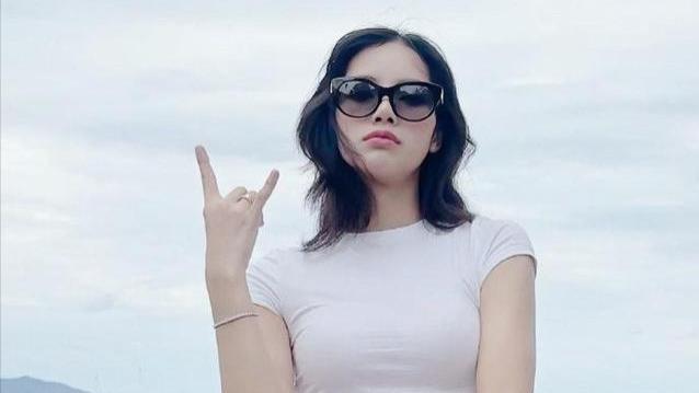 Lisa嫁入豪门没戏了？选择继续在娱乐圈打拼，粉丝们还会接受她么