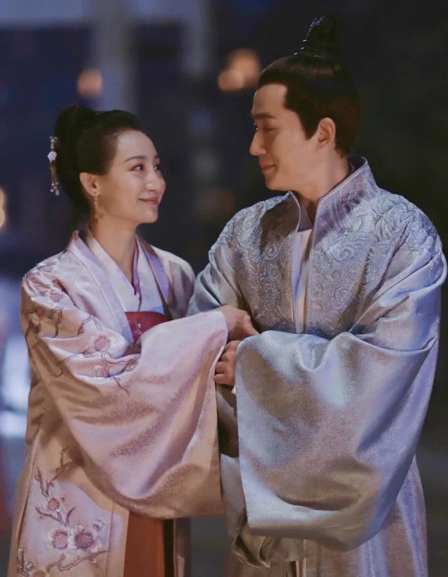 在《知否》里，齐衡娶了三个老婆，全是京城的顶级贵女啊。