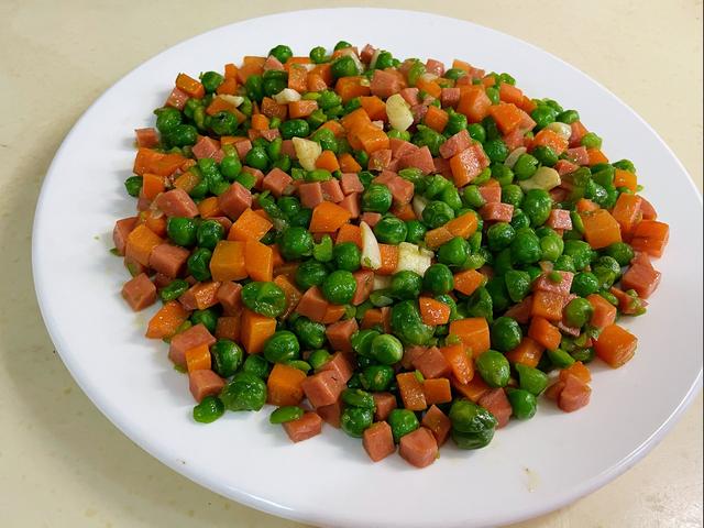 市场碰到它别手软,过5月就少了,焯水后放冰箱,煮汤炒菜真鲜啊