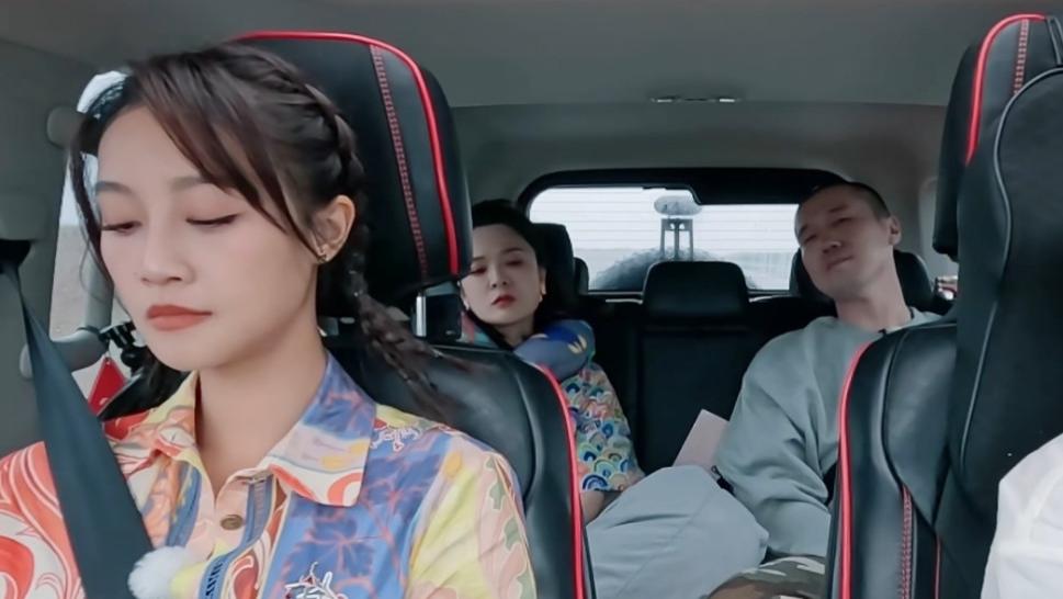 蓝盈莹节目公开想跟曹骏复合，已见过男方家长，陶欣然：交给时间