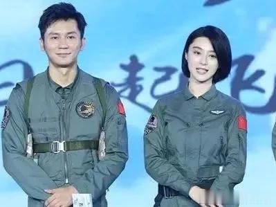 黄子韬官宣恋情,李晨官宣分手,这事闹的