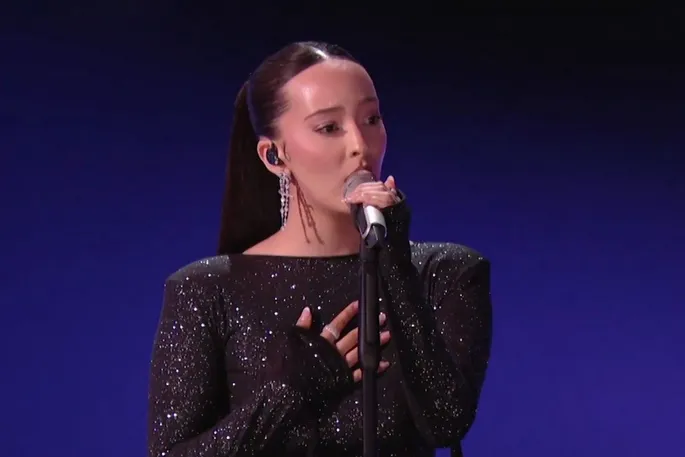 迪玛希|建议《歌手》停播!