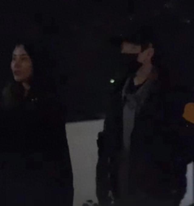 冯绍峰新女友曝光，女方36身高1.7米神似叶珂，多张美照流出