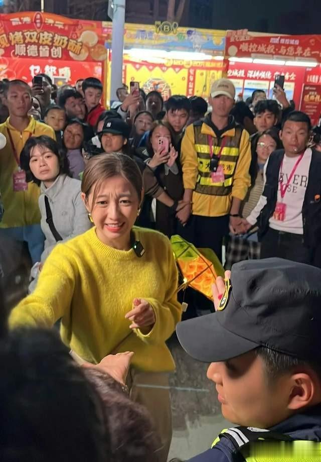 TVB最美妻子现身花市 网友群情汹涌 脸容显老态引热议