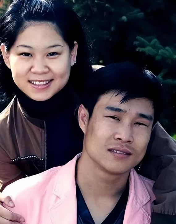 如今才明白,春晚爆红后“消失”15年的小沈阳,才是拿了一手好牌