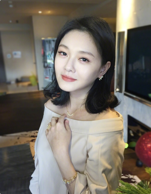 48岁大S去世死因曝光,央视发文表态,但葛斯齐的态度让人太意外