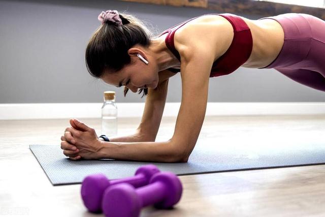 一套公认的健身流程，按照4个步骤，花更少时间达到更好效果