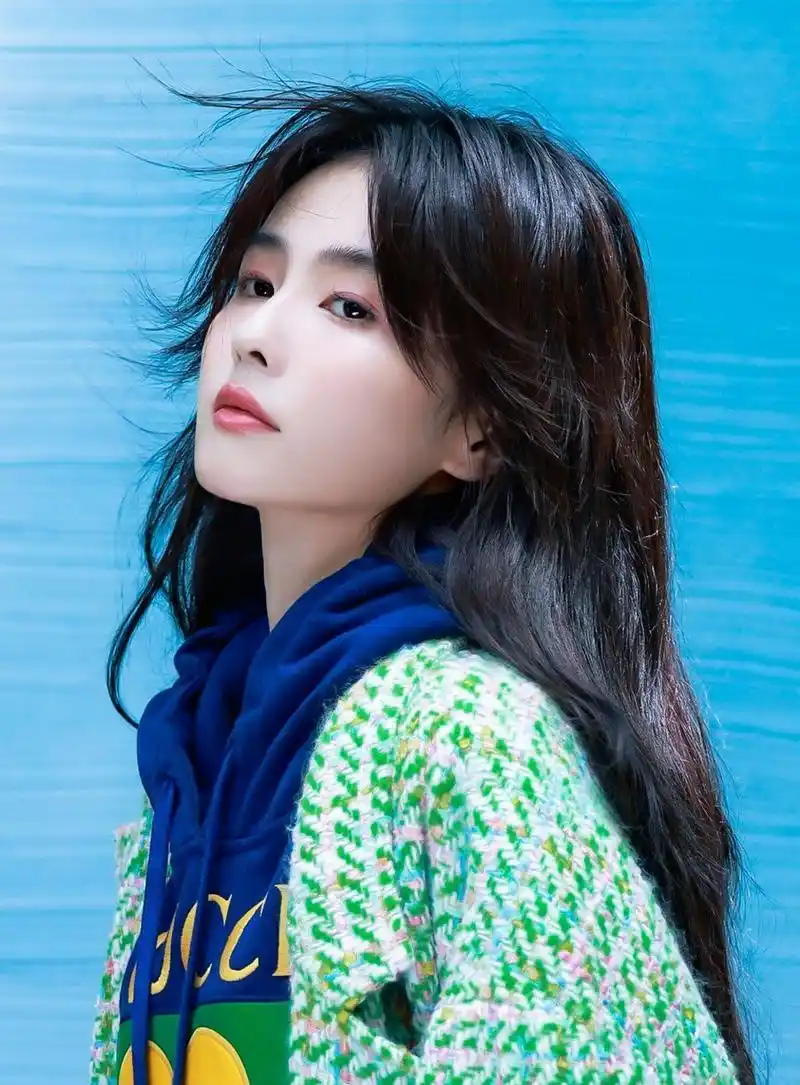 白鹿真的好丰盈,模特转型演技派,实力终获认可!