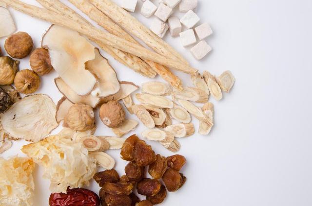 上热下寒,本质是中焦不通,张仲景一个千古方,帮你解决!