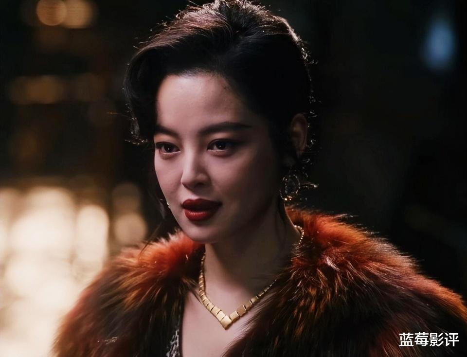 首映将至!又一黑马悬疑片来袭,赵丽颖、辛芷蕾领衔主演,有爆款潜质!