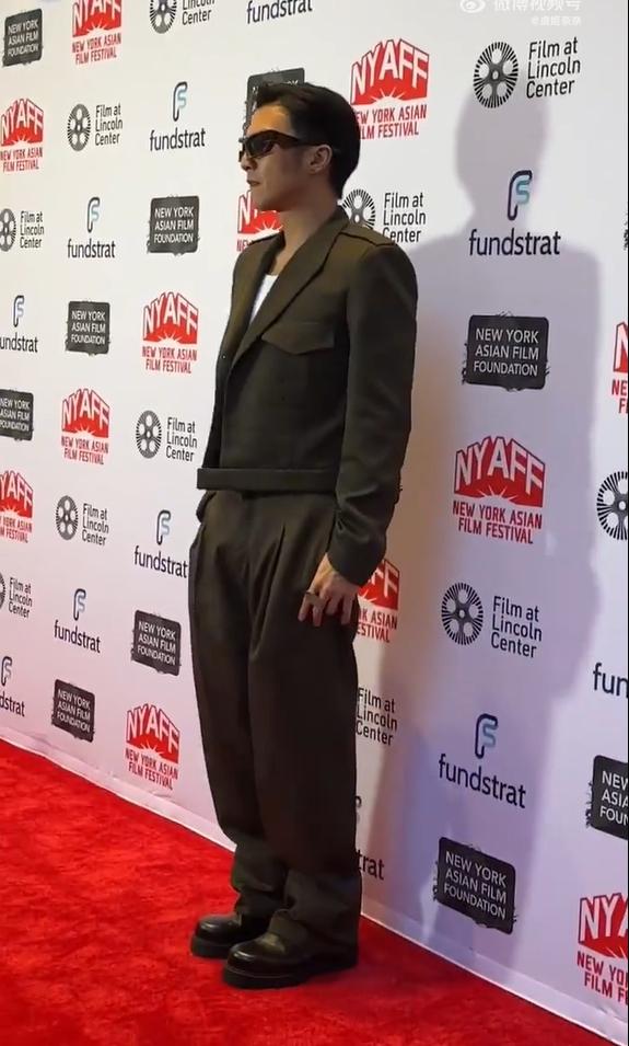 谢霆锋这双鞋子,有没有12厘米,普通人穿着走路能行?