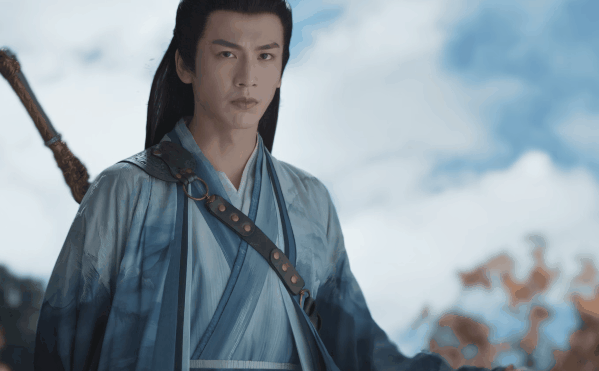 才播1天，拿下飙升榜第二，8月份最期待的黑马剧开播就炸了