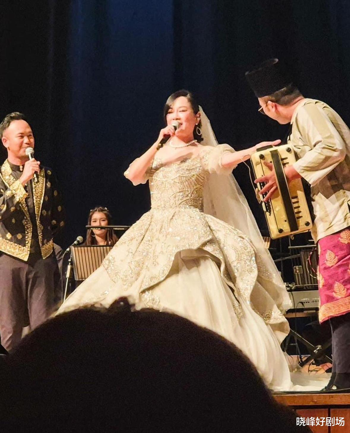 陈松伶在新加坡举办演唱会,减肥成功造型美轮美奂,自曝瘦了24斤