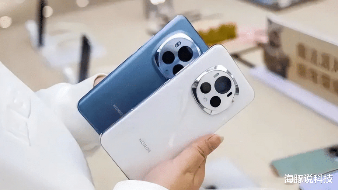 荣耀年底清仓，骁龙8Gen3+1.5K屏+50倍变焦，旗舰跌至3148元！