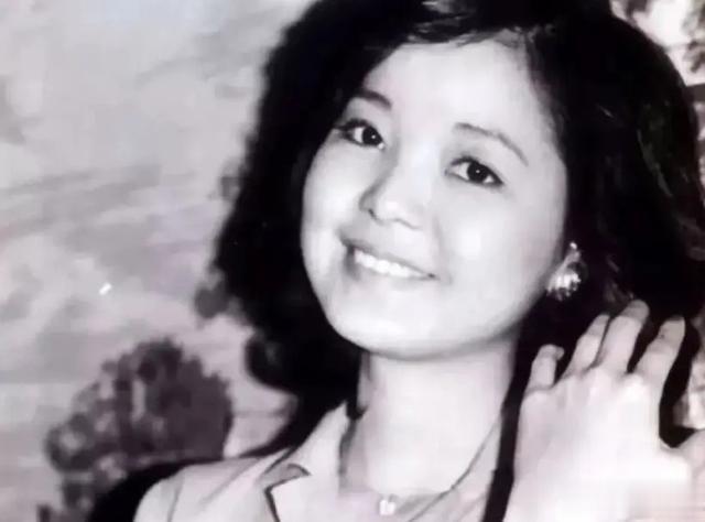 邓丽君遗体之谜:脖子9处针孔,遗体遍布红斑,男友不许解剖