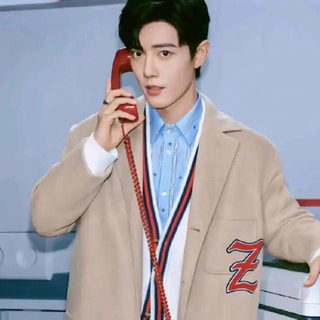 破圈合作?王力宏晒与肖战合照,引发无限遐想!