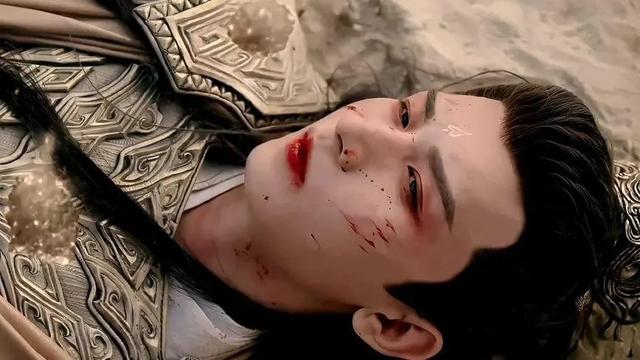 靠整容翻身的5位男星，个个换脸后事业一飞冲天，来看看都是谁