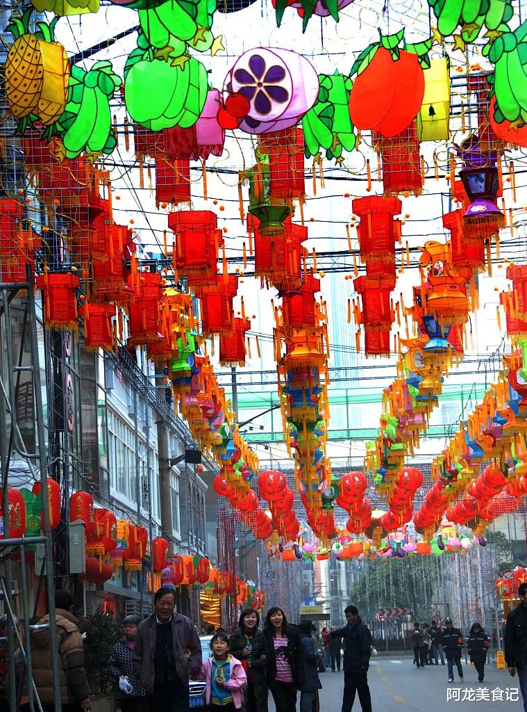 我国最好吃美食街在哪？经网友评选，这8个地方上榜，您打卡过吗