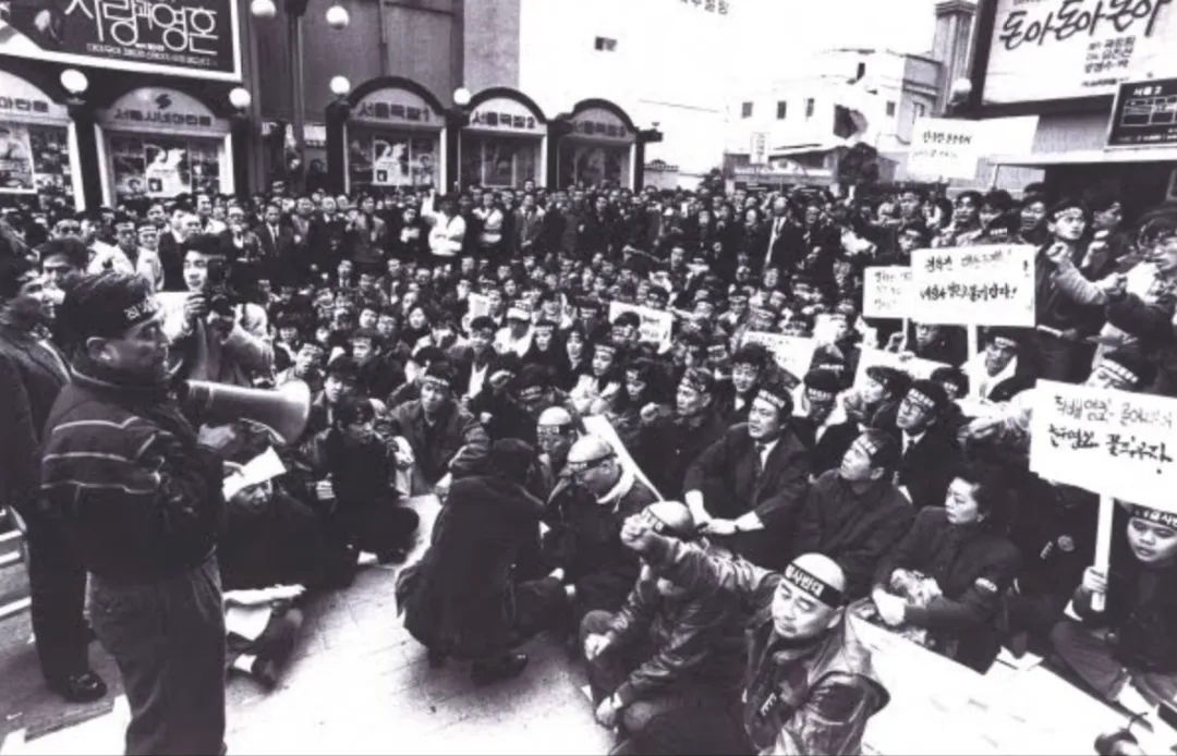 这两个内娱顶流，还是沦为了笑话