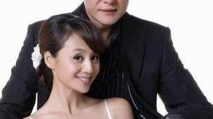 王斑：作为曹颖的老公，娱乐圈籍籍无名，却在另一个圈子红得发紫