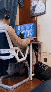 59岁香港最惨美男:帅到窒息却被雪藏,结三次婚又两度丧子