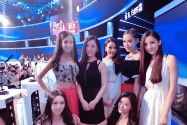 非诚勿扰|相亲节目火了多年，女嘉宾是托和小网红 ，现在怎么不流行了