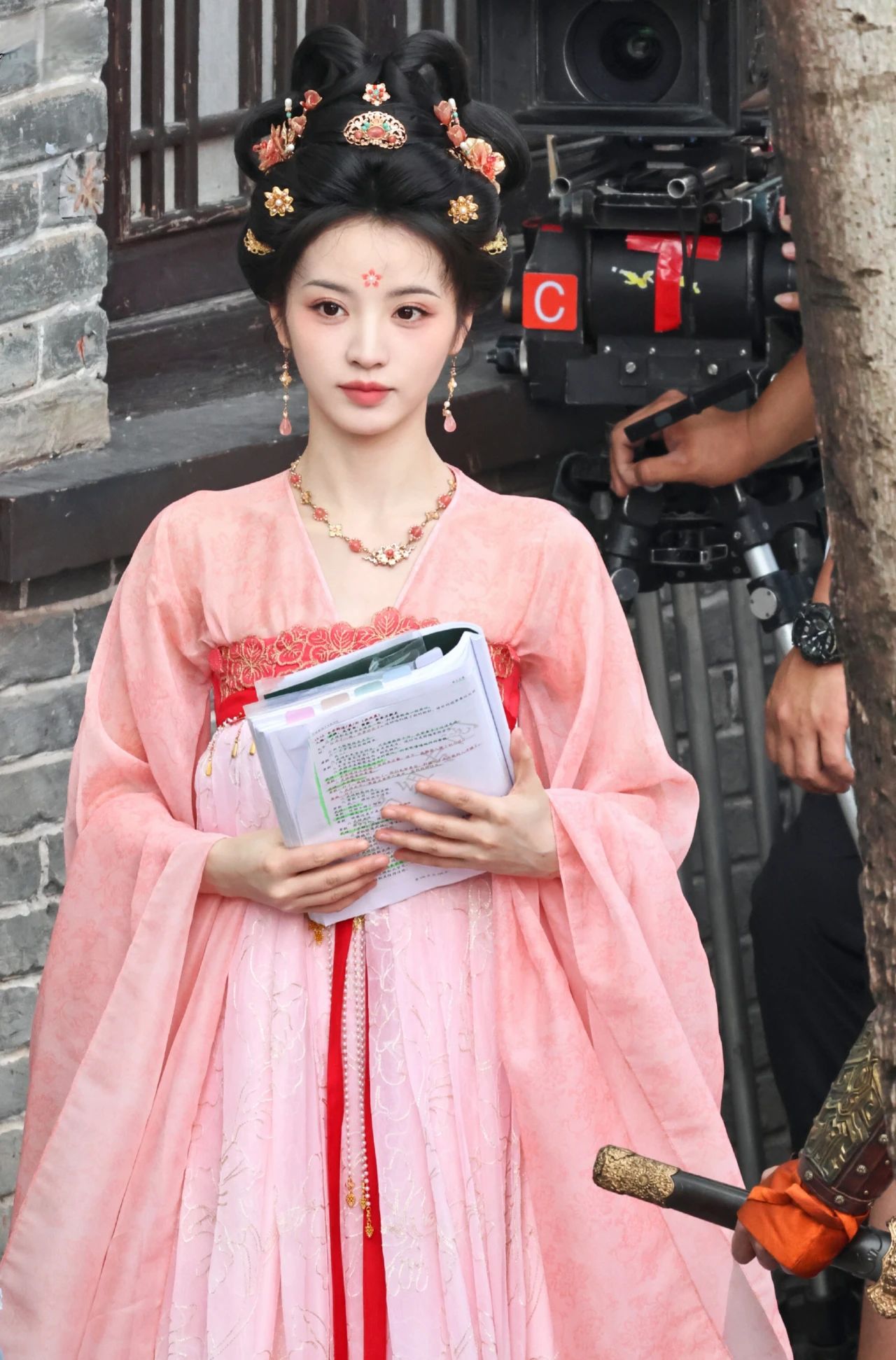 《子夜归》首发预告,许凯、田曦薇人设带感,志怪题材吸引人