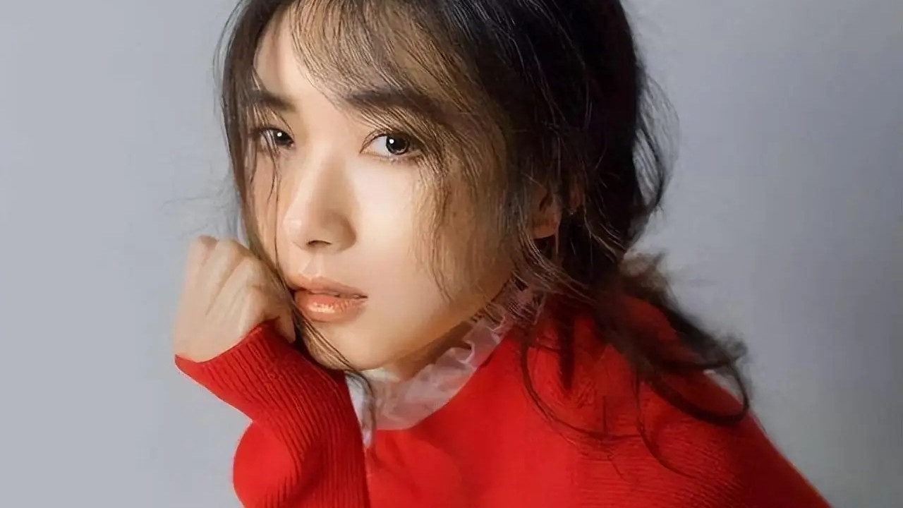 她长得太漂亮，导演追求7次都被拒之门外，网友：中国式好女人