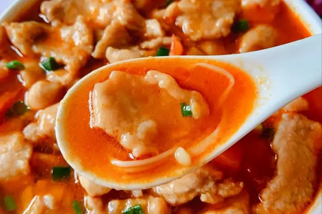 血脂高还吃西红柿？哪怕做成汤也不能吃，医生：再吃会有并发症