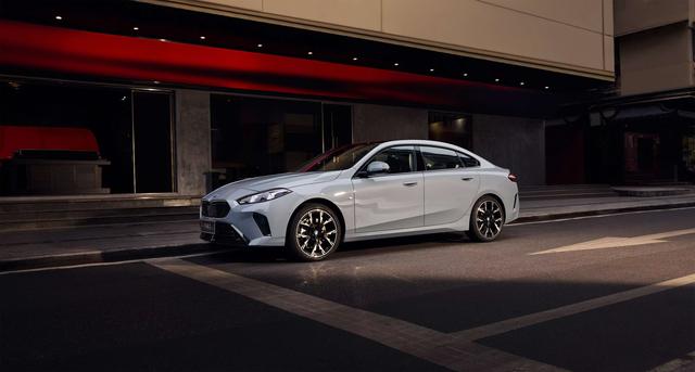 全系标配2.0T发动机，全新BMW 2系四门轿跑中国上市