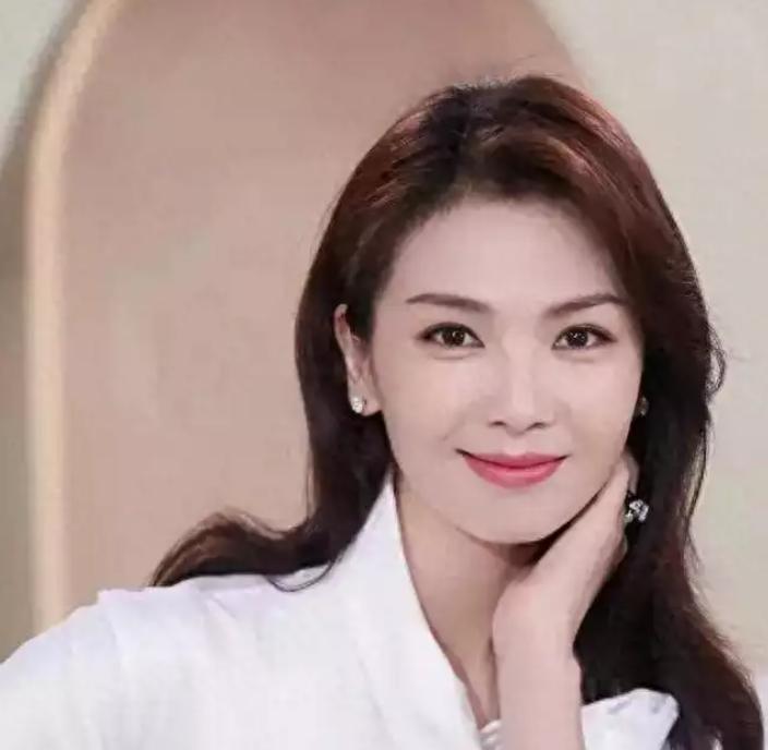 刘涛承认：我和TA同床共枕4年！现在TA六十多了没结婚，我确实有点愧疚