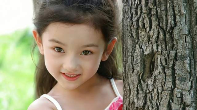 放大招！宋祖儿被曝高考舞弊，聊天记录曝光，本人多次被嘲没文化