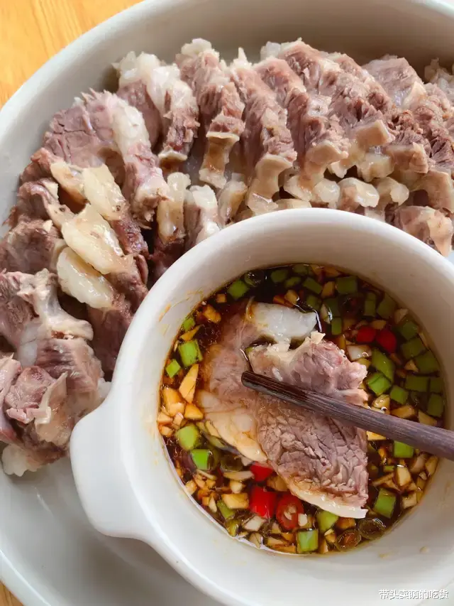 这3道菜好吃是好吃朋友来了点名要，就是太费米饭，色香味俱全