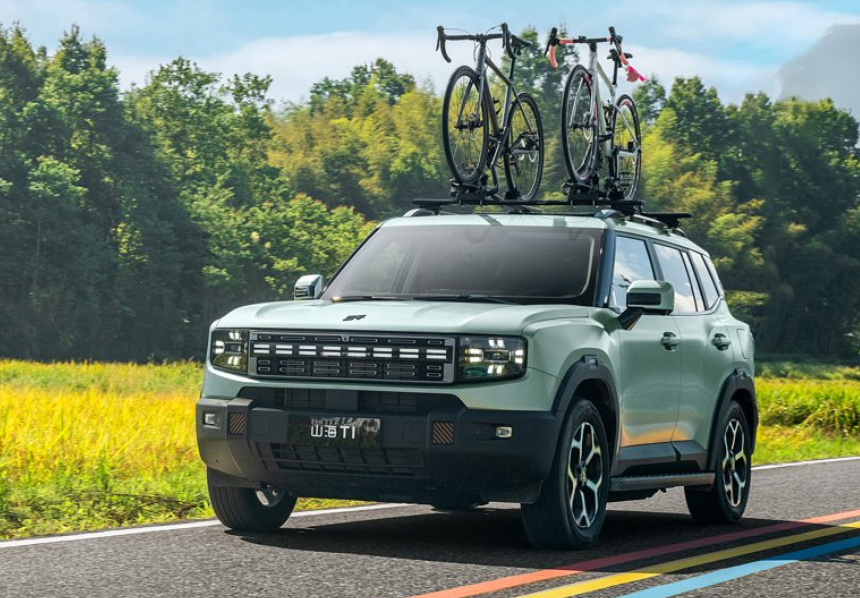 又一方盒子SUV上市！续航1300km，媲美50万大路虎，仅售15万多