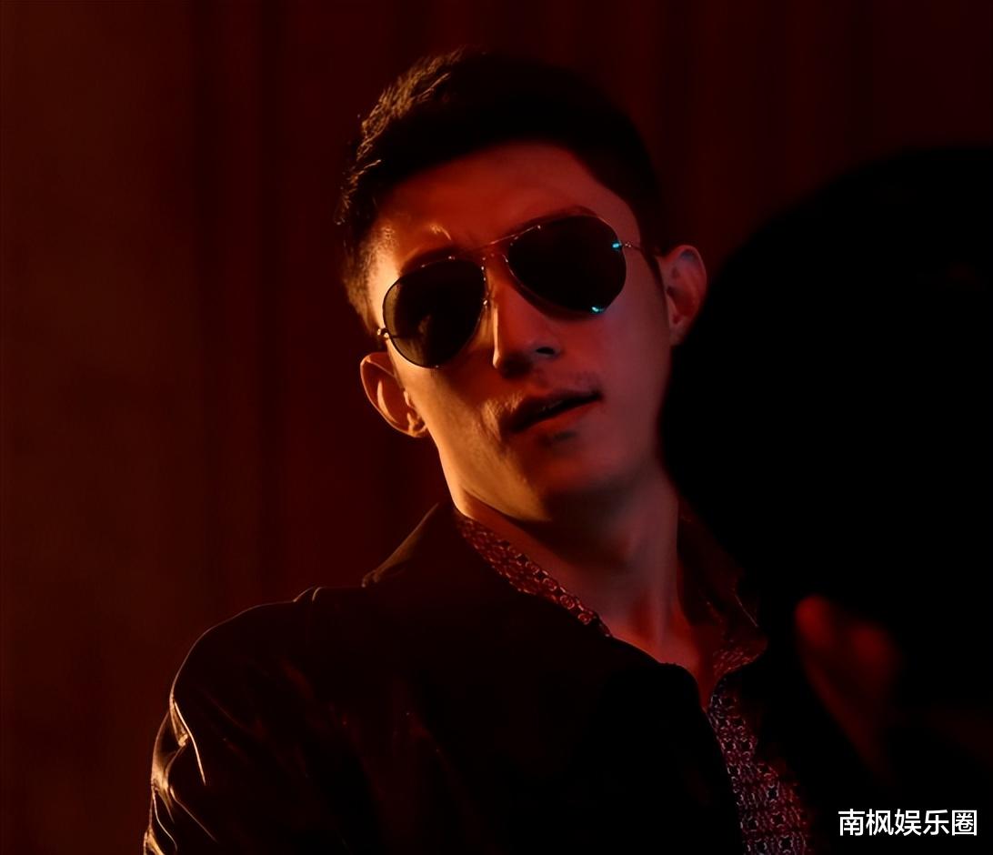 收手吧张艺谋,74岁操刀《雪迷宫》,清一色差评,被嘲晚节不保