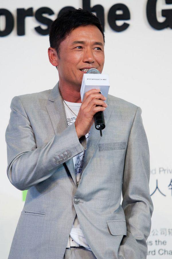 46岁王阳忍了,48岁张颂文也忍了,看了53岁的于和伟我忍不了了