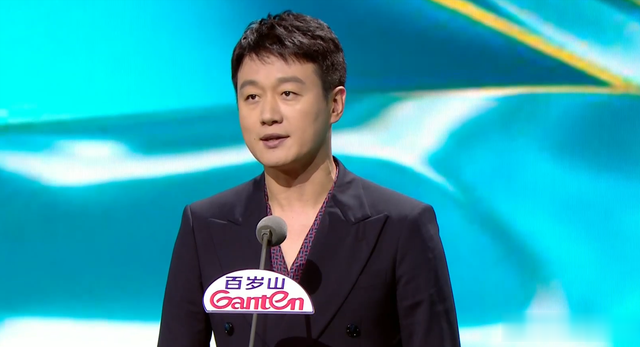 白玉兰这一晚,“膀大腰圆”的刘亦菲,给内娱审美上了生动的一课