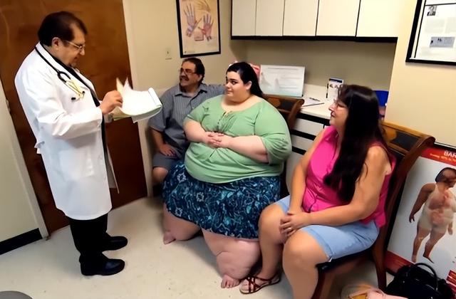 她体重596斤,肥肉层叠要用刷子洗!减肥成女神却遭男友嫌瘦甩了