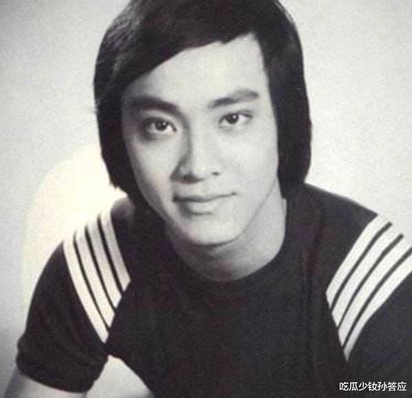 他负了张曼玉,和妻子丁克一生,却跟别人生娃,66岁将女儿宠公主