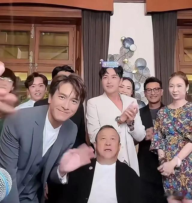 曾志伟风波轰动香港！娱乐圈一夜之间的“丢脸”，丑态被一一揭露