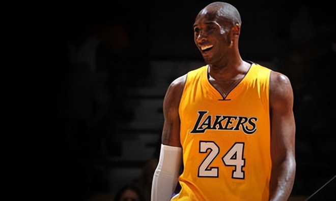 巨星50分次数对比：詹姆斯14次，库里12次，那么科比呢？