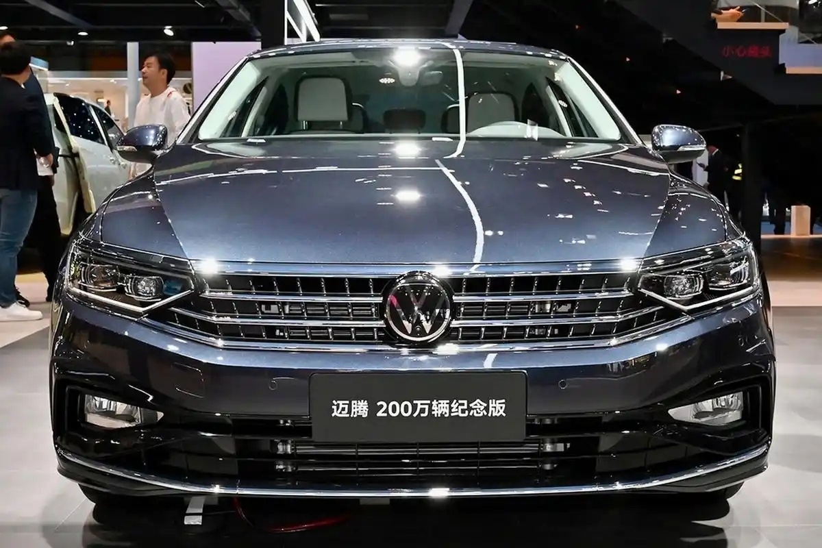 大众迈腾众享款豪华型上市！一口价14.98万，配1.4T+7DCT动力